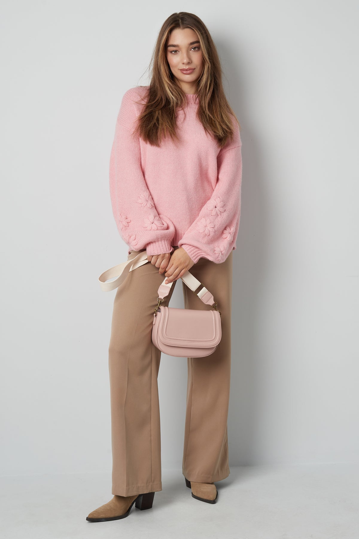 Gebreide Wolmix Vrouwen Oversized Trui Bloemen Appliqué