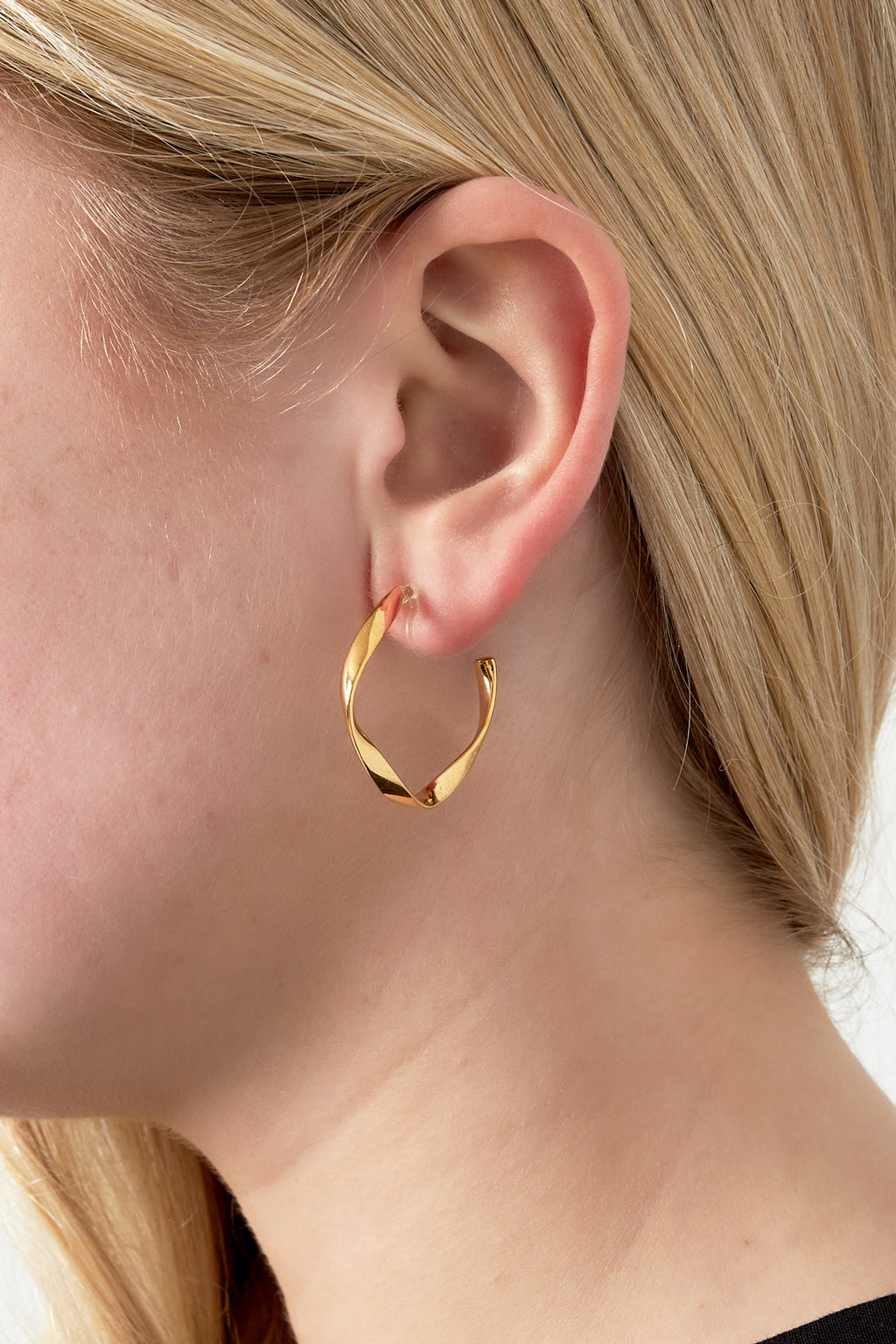 Grote gebogen clip oorbellen