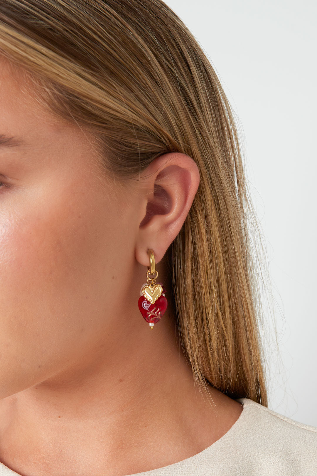 Pastelkleurige hart oorbellen